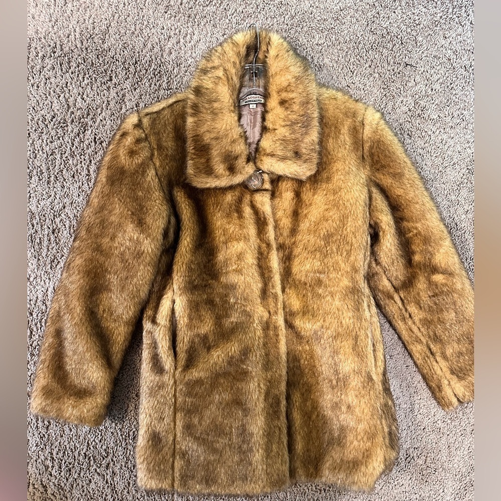 Brand: Zhaosheng 
Tan and brown faux fur coat